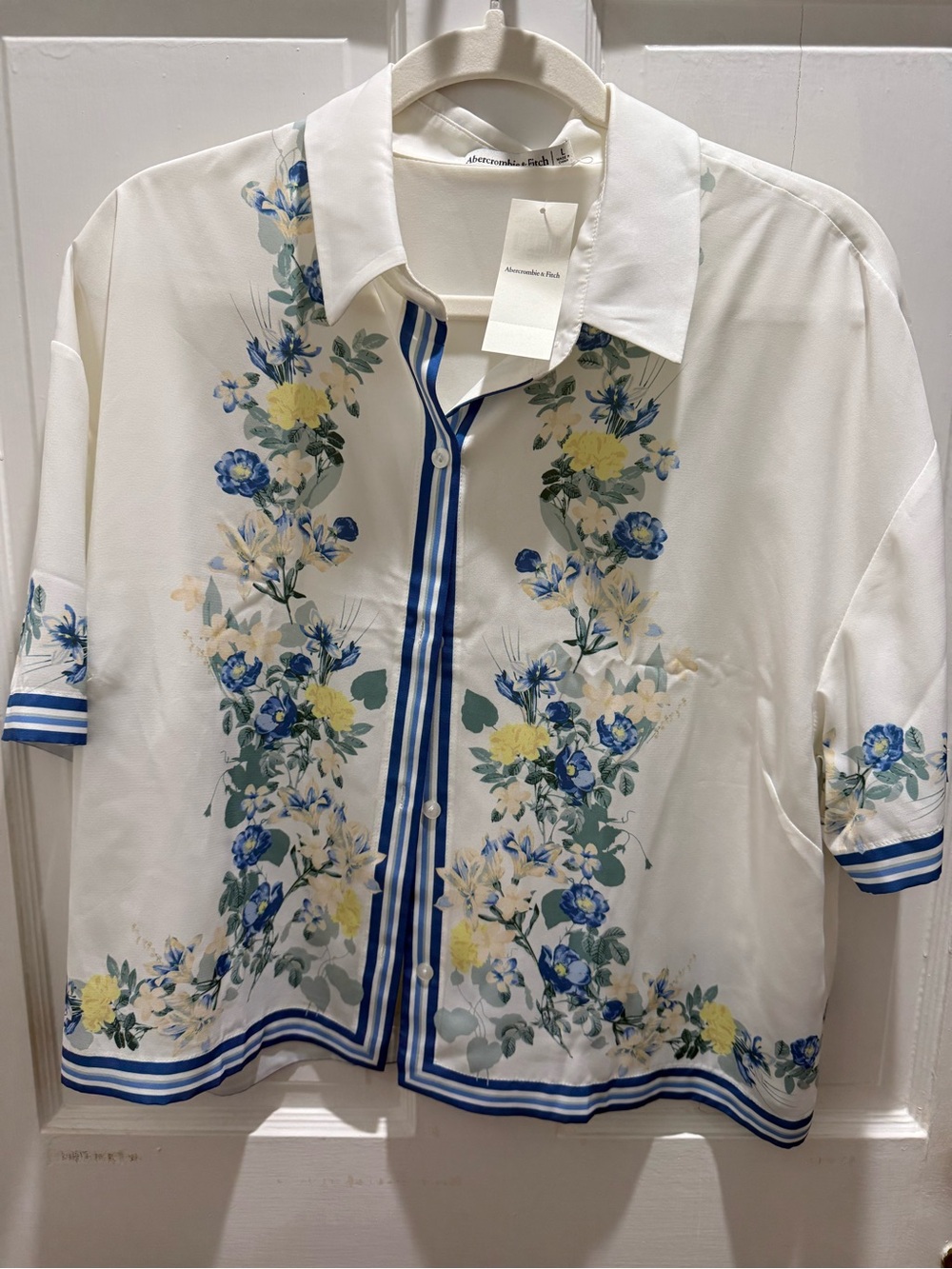 Abercrombie & Fitch Floral Short-Sleeve Shirt